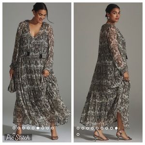 Elegant Black and White Floral Maxi Dress